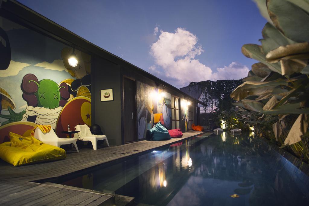 M Boutique Hostel Seminyak Kültér fotó